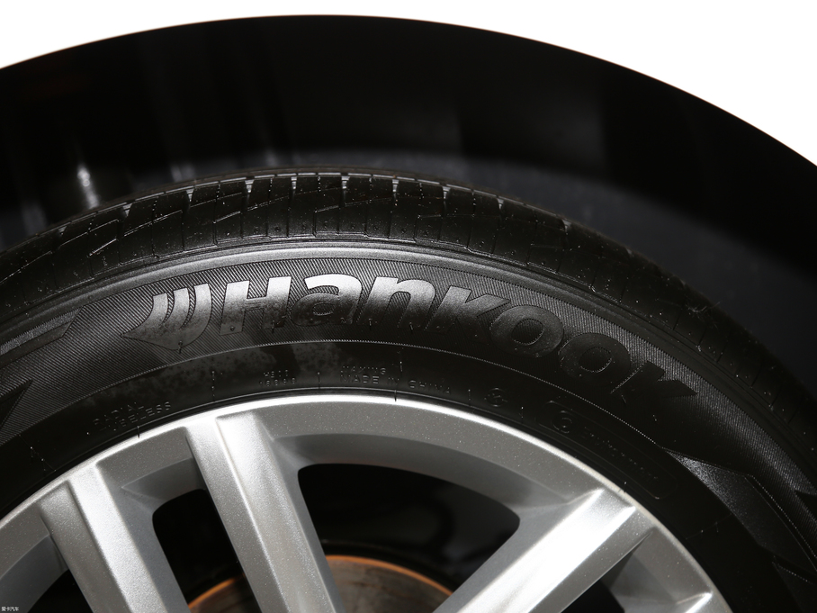 2017݃Ɏ 230TSI DSGm