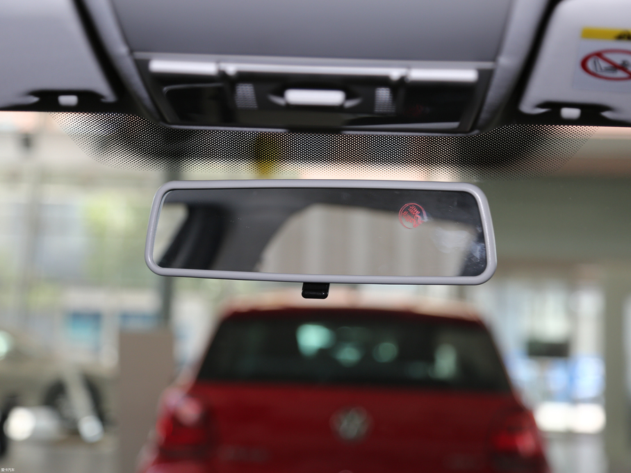 2017݃Ɏ 230TSI DSGm