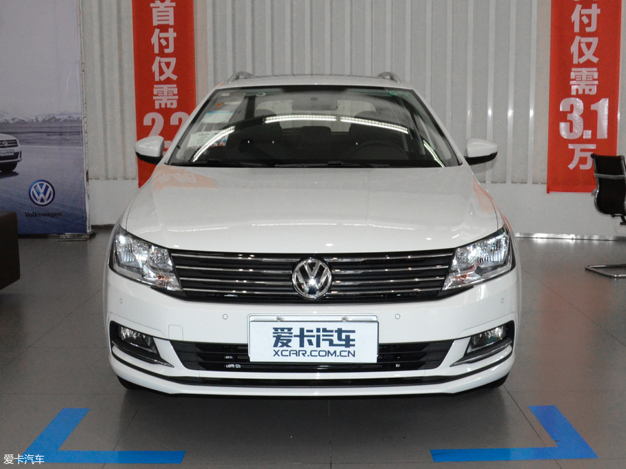 2017݃Ɏ 180TSI DSGm