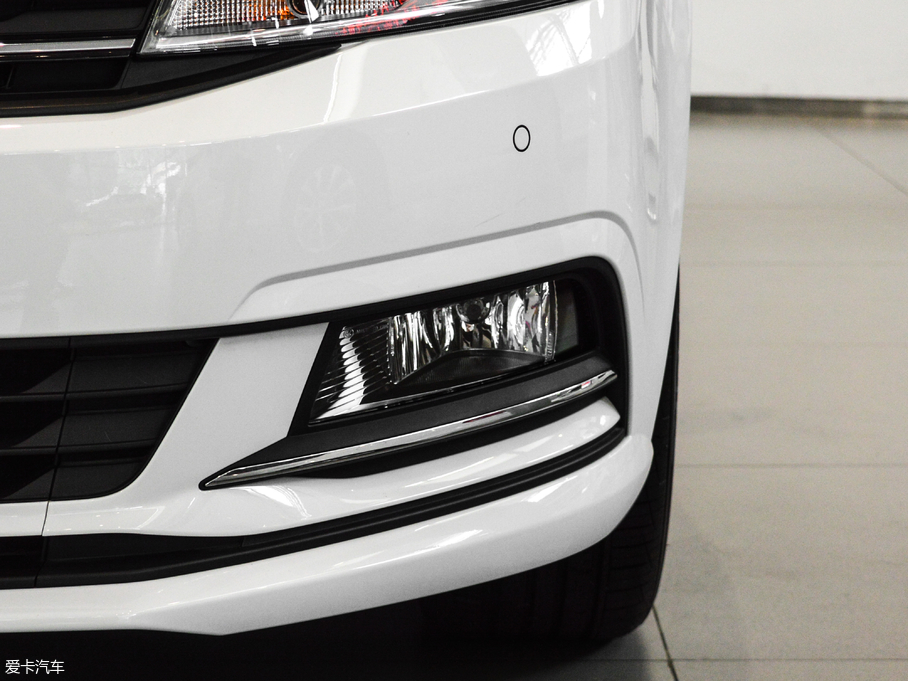 2017݃Ɏ 180TSI DSGm