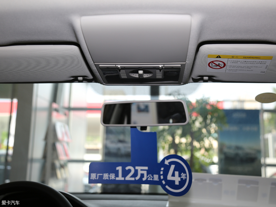 2017݃Ɏ 180TSI DSGm