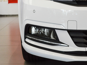 2017180TSI DSGm (ji)^