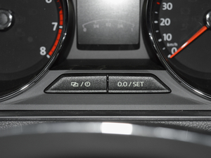 2017180TSI DSGm п؅^