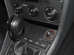 2017180TSI DSGm п؅^