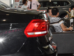 2017230TSI DSGm (ji)^