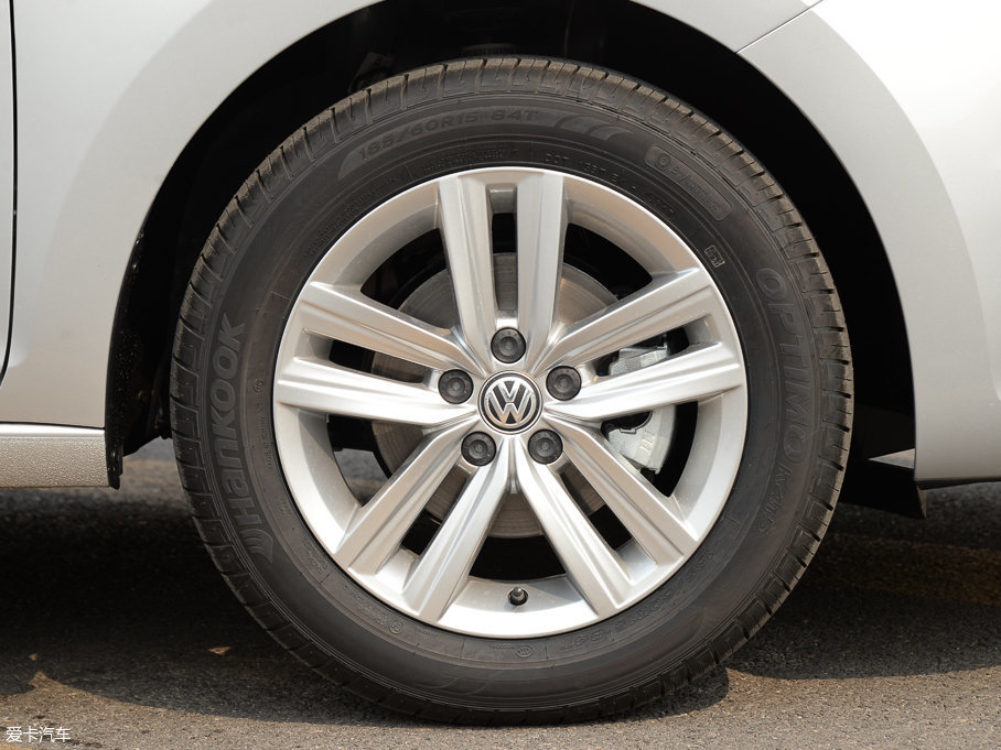 2017ɣ{Ƽ{ 1.6L Ԅ(dng)L(fng)а