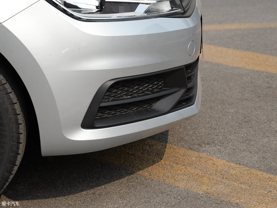 2017ɣ{Ƽ{ 1.6L Ԅ(dng)L(fng)а