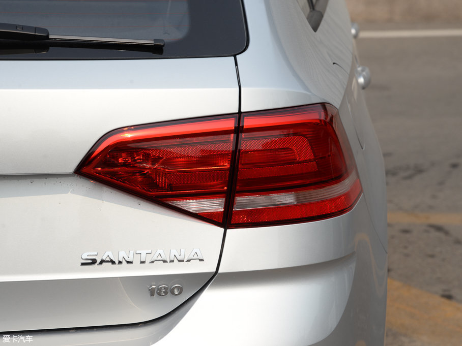 2017ɣ{Ƽ{ 1.6L ԄLа