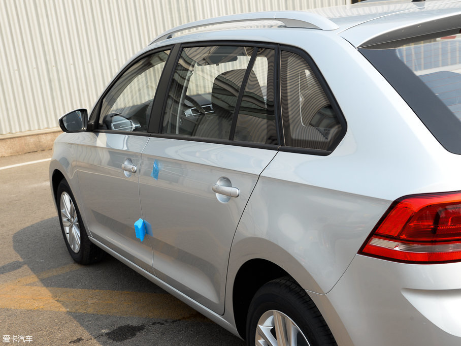 2017ɣ{Ƽ{ 1.6L ԄLа