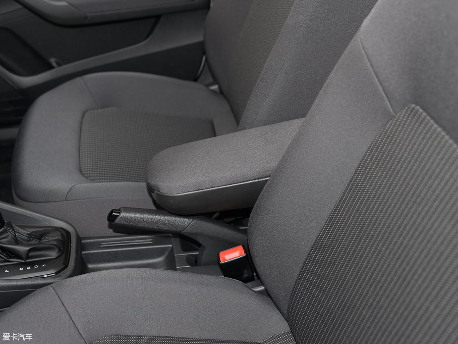 2017ɣ{Ƽ{ 1.6L ԄLа