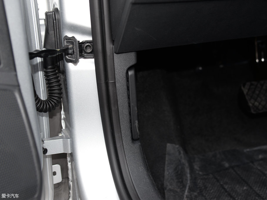 2017ɣ{Ƽ{ 1.6L ԄLа