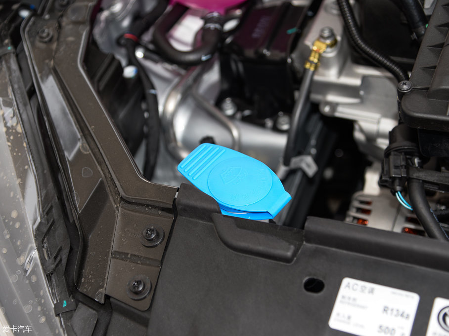 2017ɣ{Ƽ{ 1.6L ԄLа