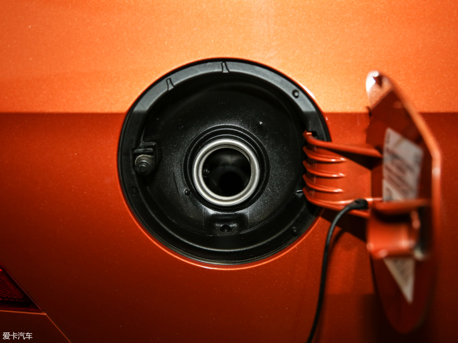 2017ɣ{Ƽ{ 1.6L ԄLа