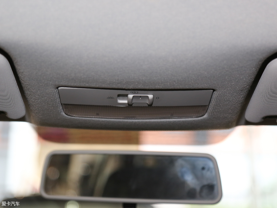 2017ɣ{Ƽ{ 1.6L ԄLа