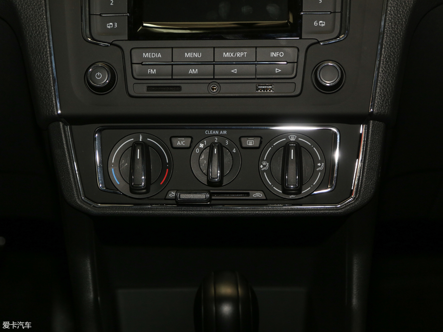 2017ɣ{Ƽ{ 1.6L Ԅ(dng)L(fng)а