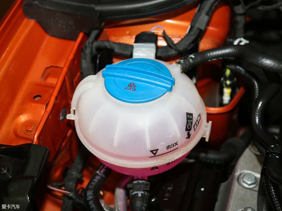 2017ɣ{Ƽ{ 1.6L ԄLа