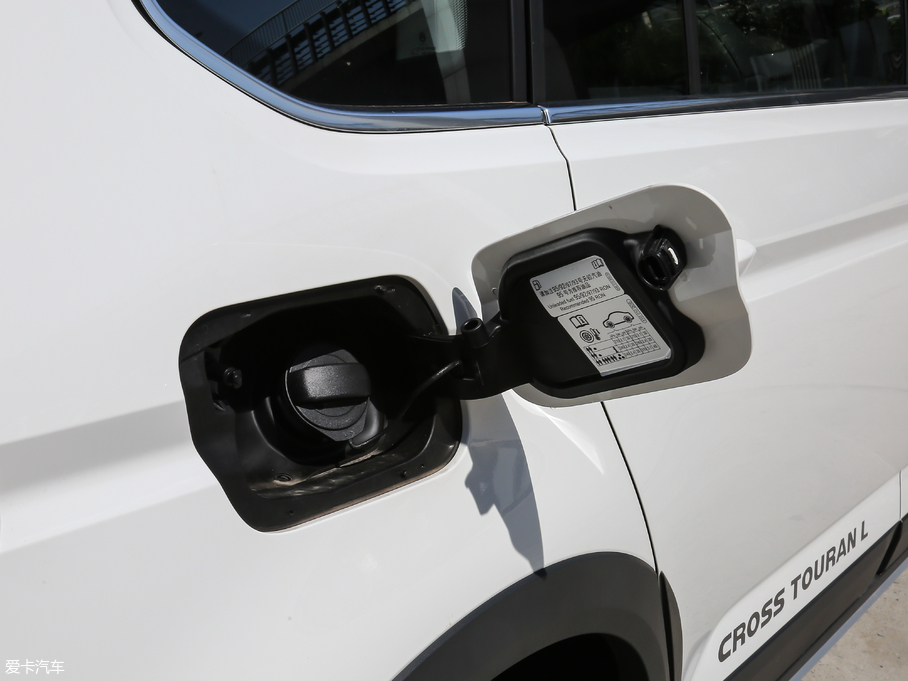 2018; 280TSI ؽ 6 V