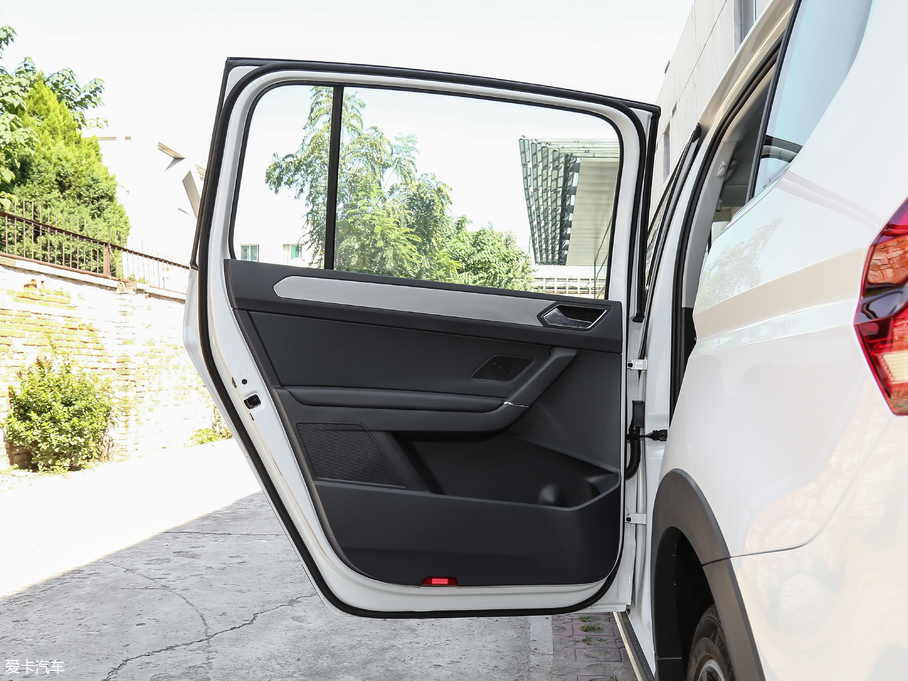 2018; 280TSI ؽ 6 (gu)V