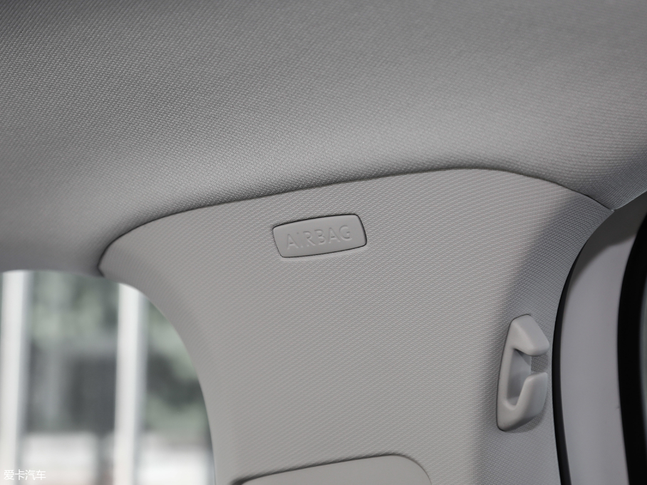 2018; 280TSI ؽ 6 V