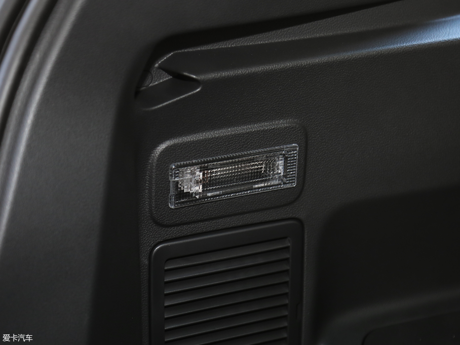 2018; 280TSI ؽ 6 V