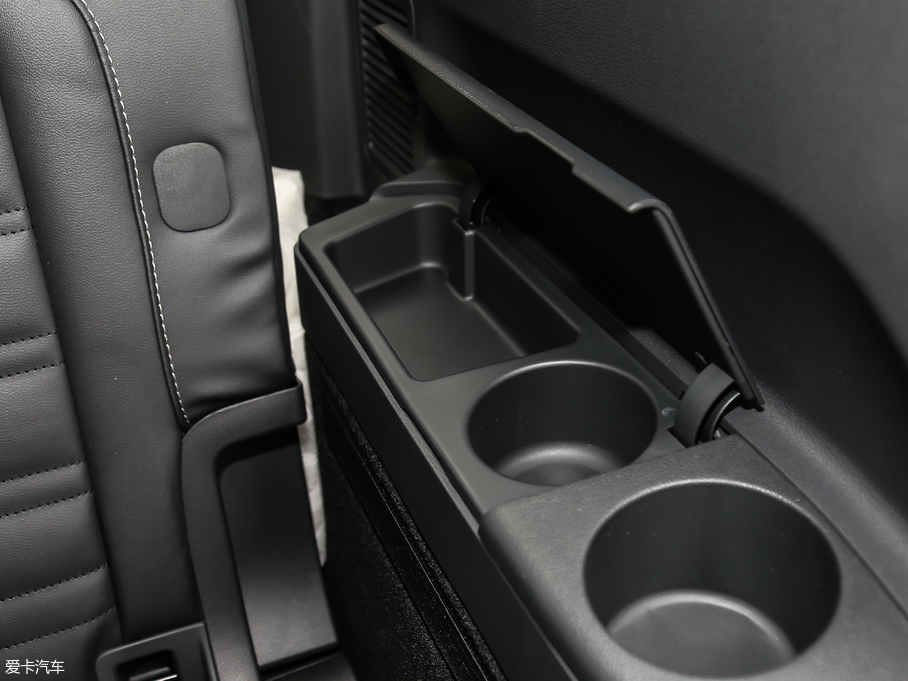 2018; 280TSI ؽ 7 V