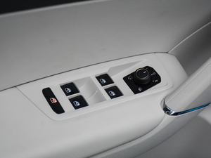 2018280TSI ԄӺA {܇ƅ^(q)	