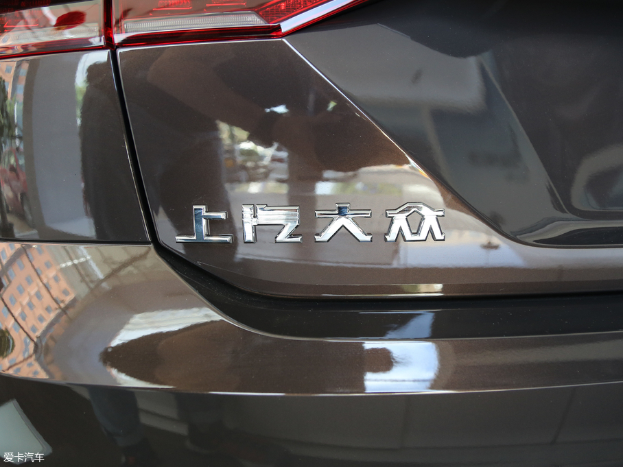 2018x 380TSI (q)̄(w)