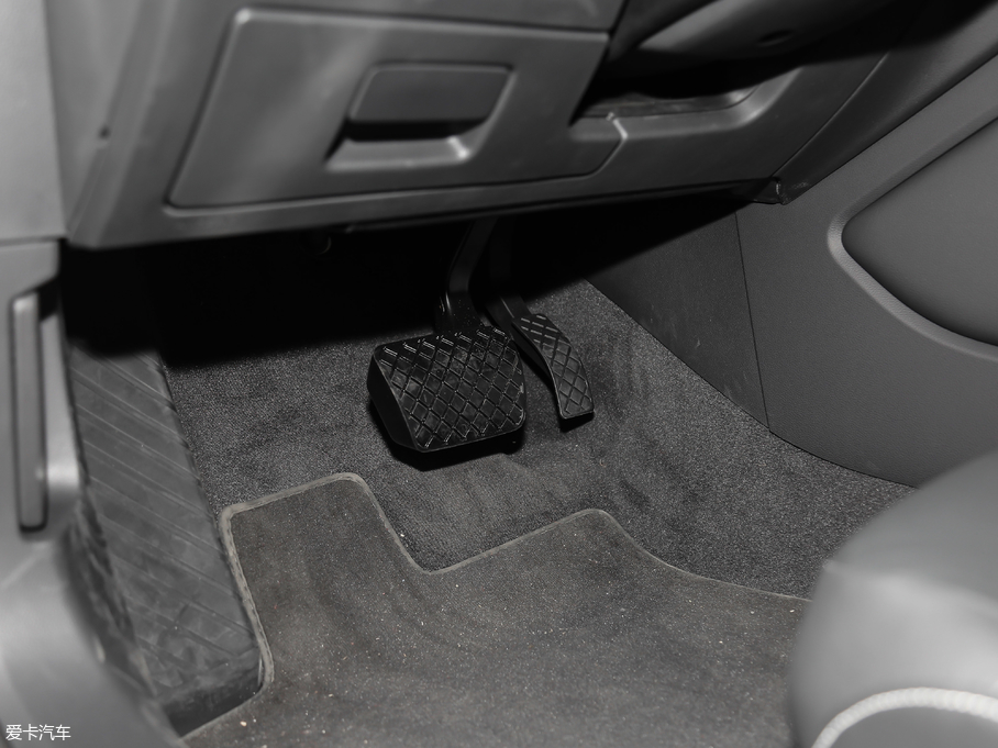 2018x Ŀ 380TSI (q)̄(w)