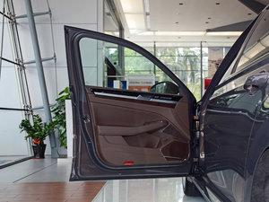 2018380TSI Ş {λ܇T