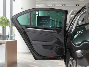 2018Ŀ 380TSI (q)̄(w) ܇T