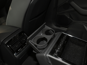 2018Ŀ 380TSI ̄հ g