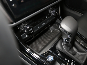 2018Ŀ 380TSI ̄հ g