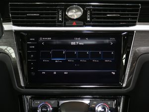 2018Ŀ 380TSI (q)̄(w) п_@ʾ