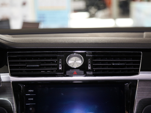 2018380TSI (q)̄(w) {(dio)L(fng)