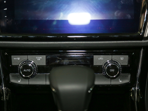 2018380TSI (q)̄(w) {(dio){(dio)(ji)