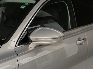 2018Ŀ 380TSI ̄հ ^