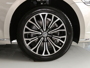 2018Ŀ 380TSI ̄հ ݆Ȧ