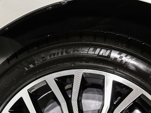 2018Ŀ 380TSI ̄հ ݆̥Ʒ