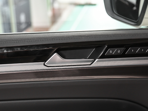 2018Ŀ 380TSI (q)̄(w) g