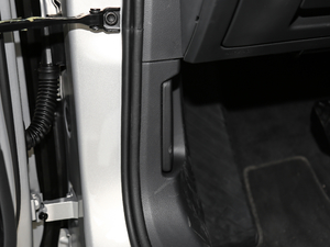 2018Ŀ 380TSI ̄հ g