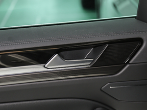 2018Ŀ 380TSI ̄հ g