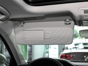 2018Ŀ 380TSI (q)̄(w) ꖰ壨