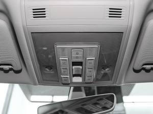 2018Ŀ 380TSI ̄հ g