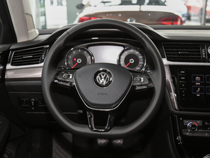 2018Ŀ 380TSI ̄հ P