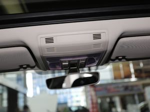 2018Ŀ 380TSI (q)Ş g