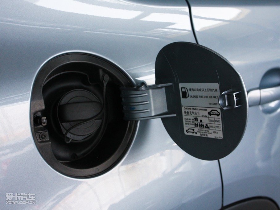 2010��;�^ 1.8TSI �ԄӃ�򌶼����