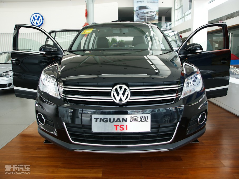 2010;^ 2.0TSI ԄŞ