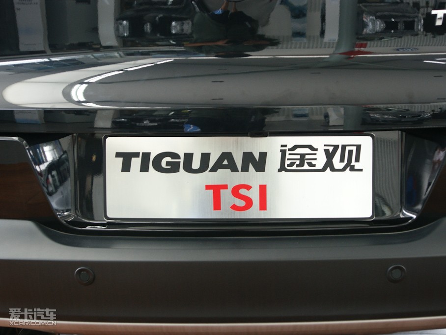 2010;^ 2.0TSI ԄŞ