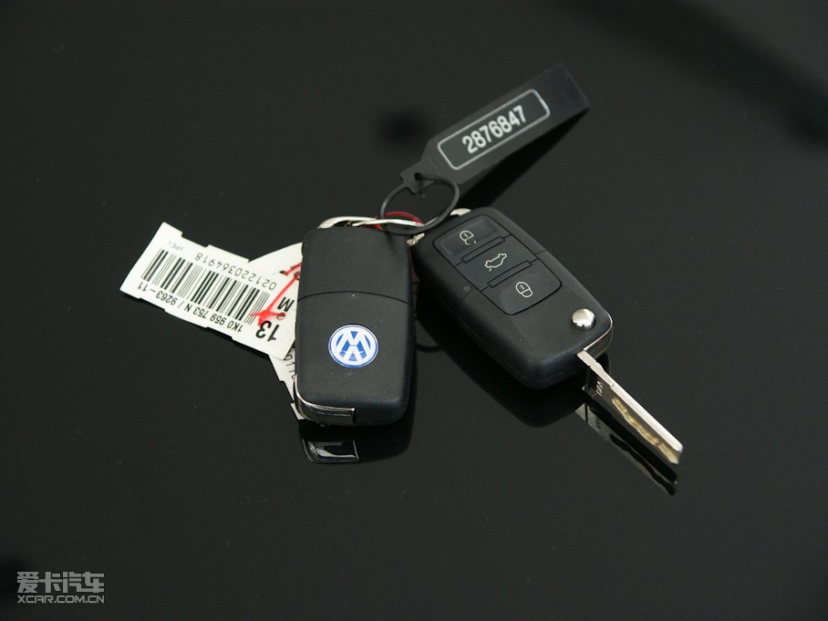 2010; 2.0TSI Զ콢