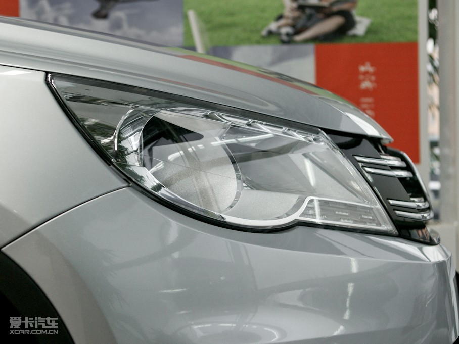 2010;^ 2.0TSI ԄݼӢ